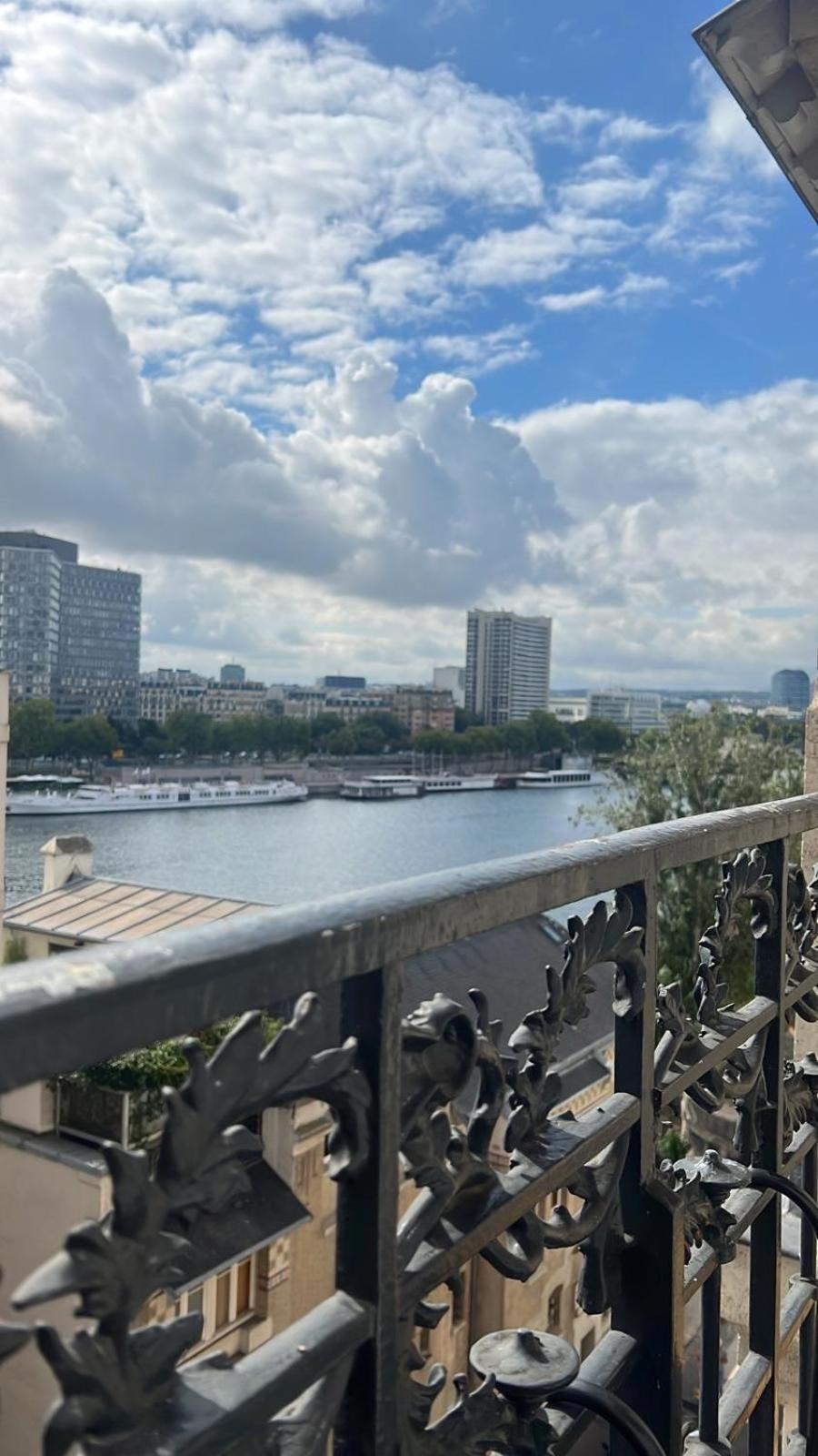 Quai De Seine Tour Eiffel Trocadero Apartment Paris Luaran gambar